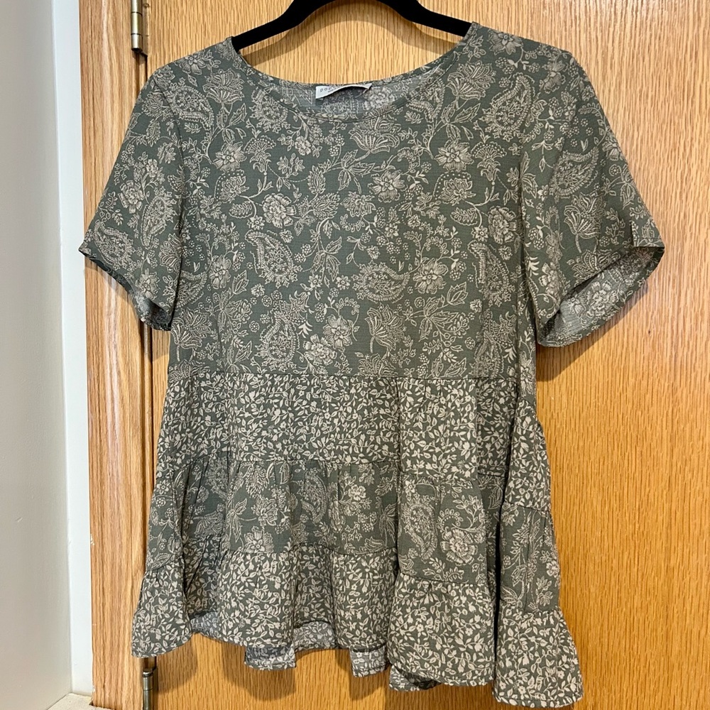 Paper Crane Sage Floral Short Sleeve Peplum Top